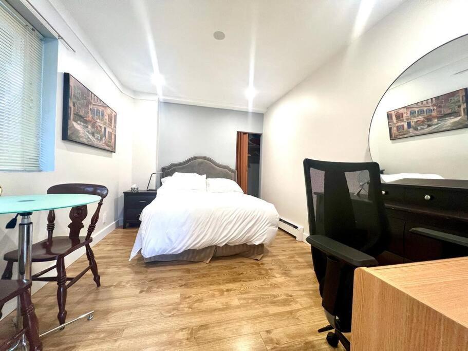 Westview Vacation Rental - Two Br House Северный Ванкувер Экстерьер фото