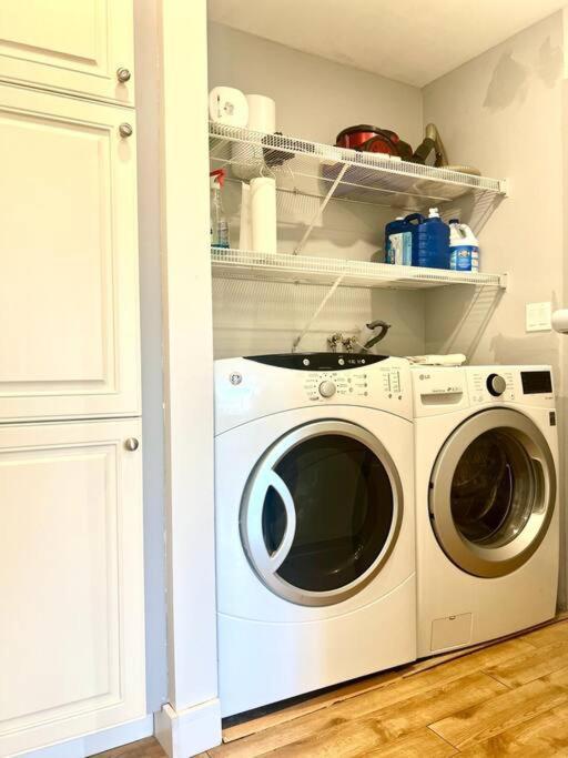 Westview Vacation Rental - Two Br House Северный Ванкувер Экстерьер фото